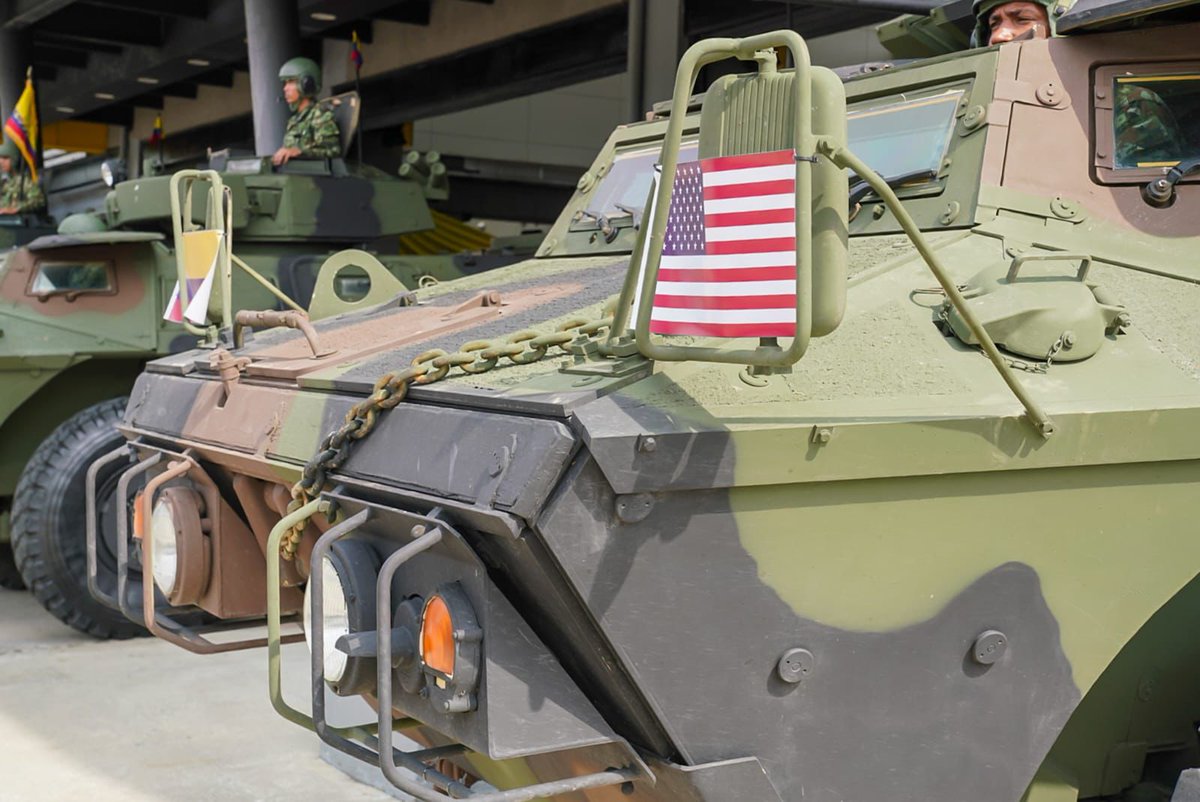 COL_EJERCITO's tweet image. El Ejército Nacional incorporó 11 vehículos blindados ASV M1117 Guardián, que se suman a las 145 unidades ya desplegadas en distintas regiones del país como parte del proceso de modernización de la Fuerza. 

Estos medios fortalecen el desarrollo de las operaciones militares en…