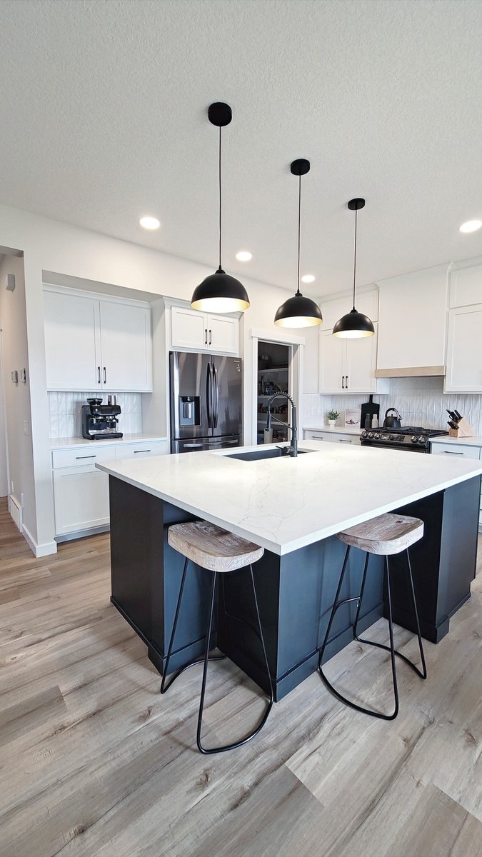 Jamie_byDesign's tweet photo. We turn renovation choices into sale-ready investments: targeted kitchen upgrades, layered lighting, and cohesive finishes that buyers notice. Trust Jamie byDesign to source smartly and stay on budget—let’s maximize your ROI together. https://t.co/f8jxDX9IUa | Renovation ROI https://t.co/v0KZImFg1u