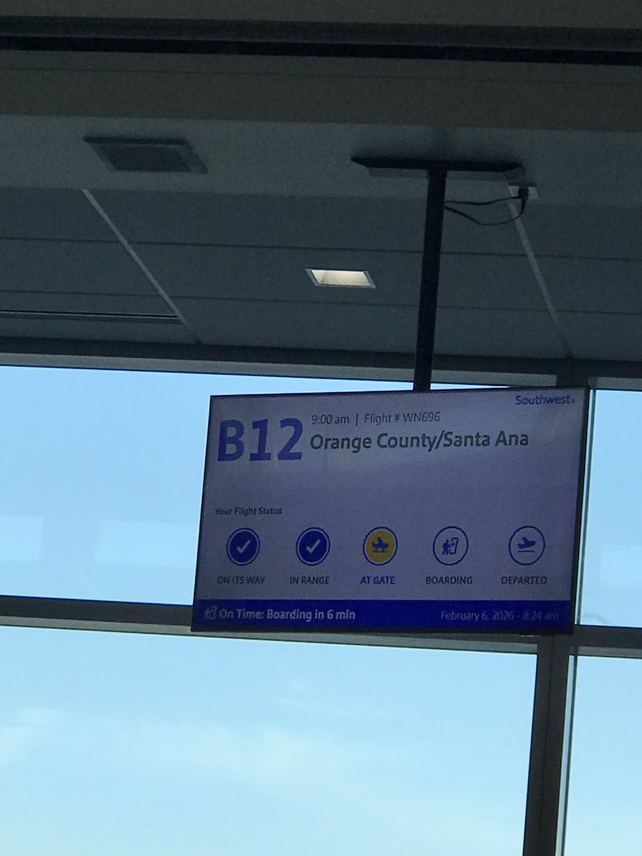 CoachHunkins's tweet photo. OC here I come @GlazierClinics  super excited to speak on all thing option this evening! #AVO https://t.co/TBF8ZbpQEm