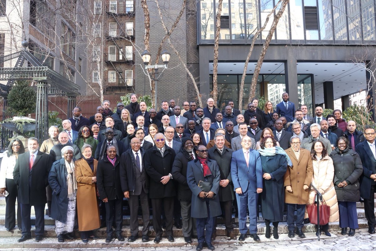 KingdomNL_UN's tweet photo. At the @AfricanUnionUN @EUatUN Ambassadors' meeting, Ambassador @BTahzibLie emphasized:

🔹 the importance of follow-up to the EU-AU Summit and Joint Declaration, including a Senior Officials Meeting;
🔹 peacekeeping and peacebuilding as opportunities for cooperation in New York. https://t.co/7DDzAPcJv2