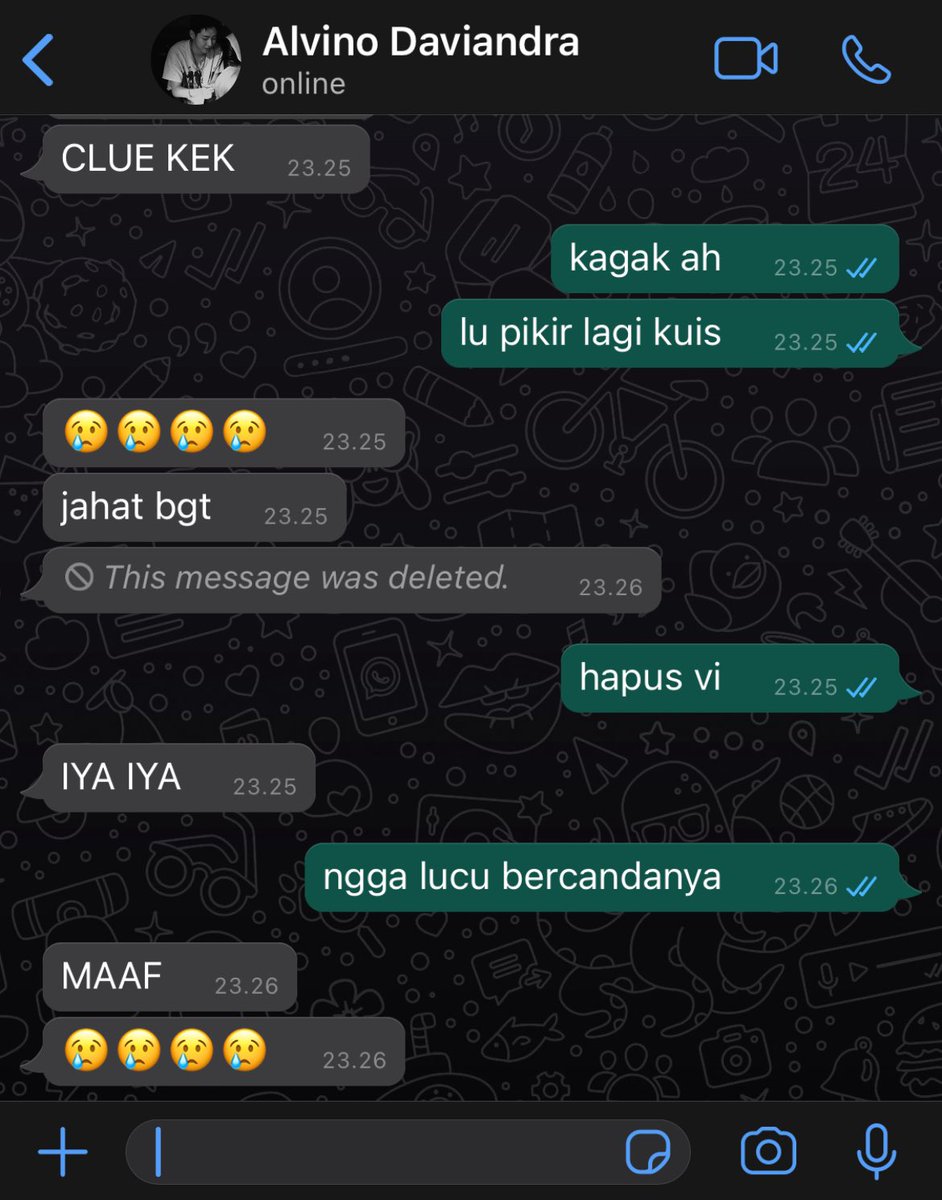 ela tweet media