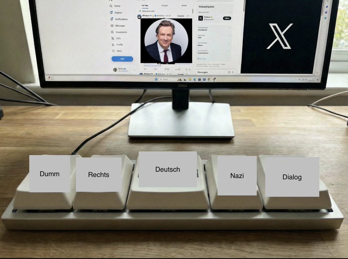 RoboSnop tweet media