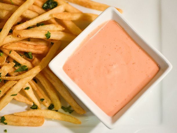 <a href="/ThrillaRilla369/">Thrilla the Gorilla</a> salsa golf