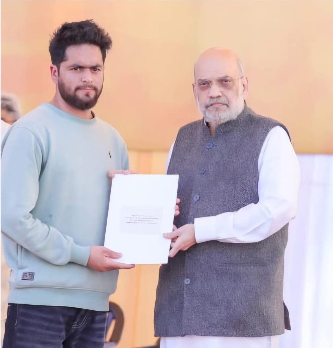 Standing salute, Honble Amit Shah ji.today yours made history,after 30 yrs this young boy got justice .God bless you sir 💝 <a href="/AmitShah/">Amit Shah</a> <a href="/adgpi/">ADG PI - INDIAN ARMY</a> <a href="/manojsinha_/">Manoj Sinha</a> <a href="/DC_Budgam/">Deputy Commissioner Budgam</a> <a href="/ddnewsSrinagar/">DD NEWS SRINAGAR</a> <a href="/GreaterKashmir/">Greater Kashmir</a> <a href="/dicbudgam/">Information & PR, Budgam</a> <a href="/kashmiruzma/">Kashmir Uzma</a> <a href="/ShashiTharoor/">Shashi Tharoor</a> <a href="/narendramodi/">Narendra Modi</a>