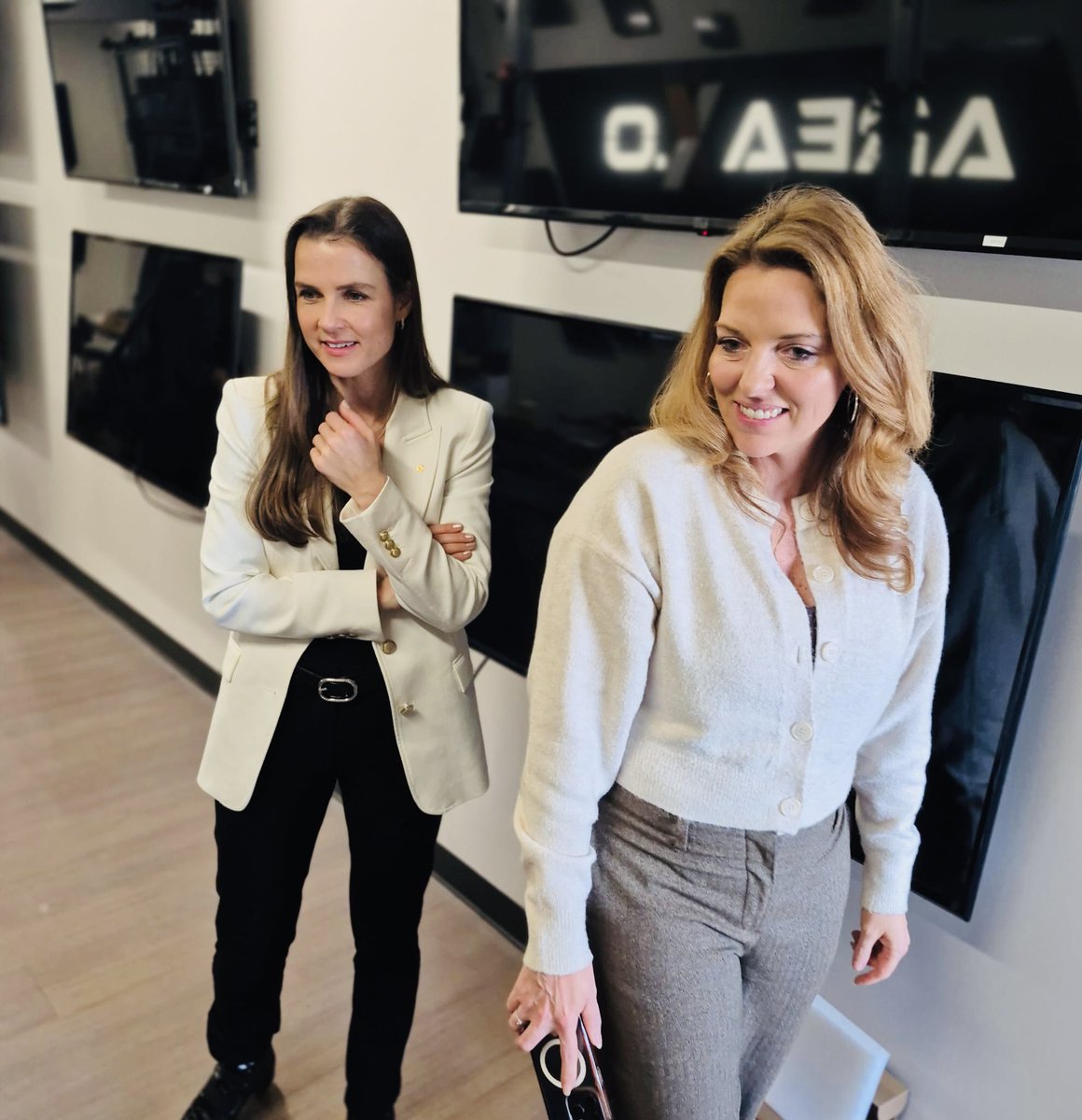 Andrea Khanjin tweet media