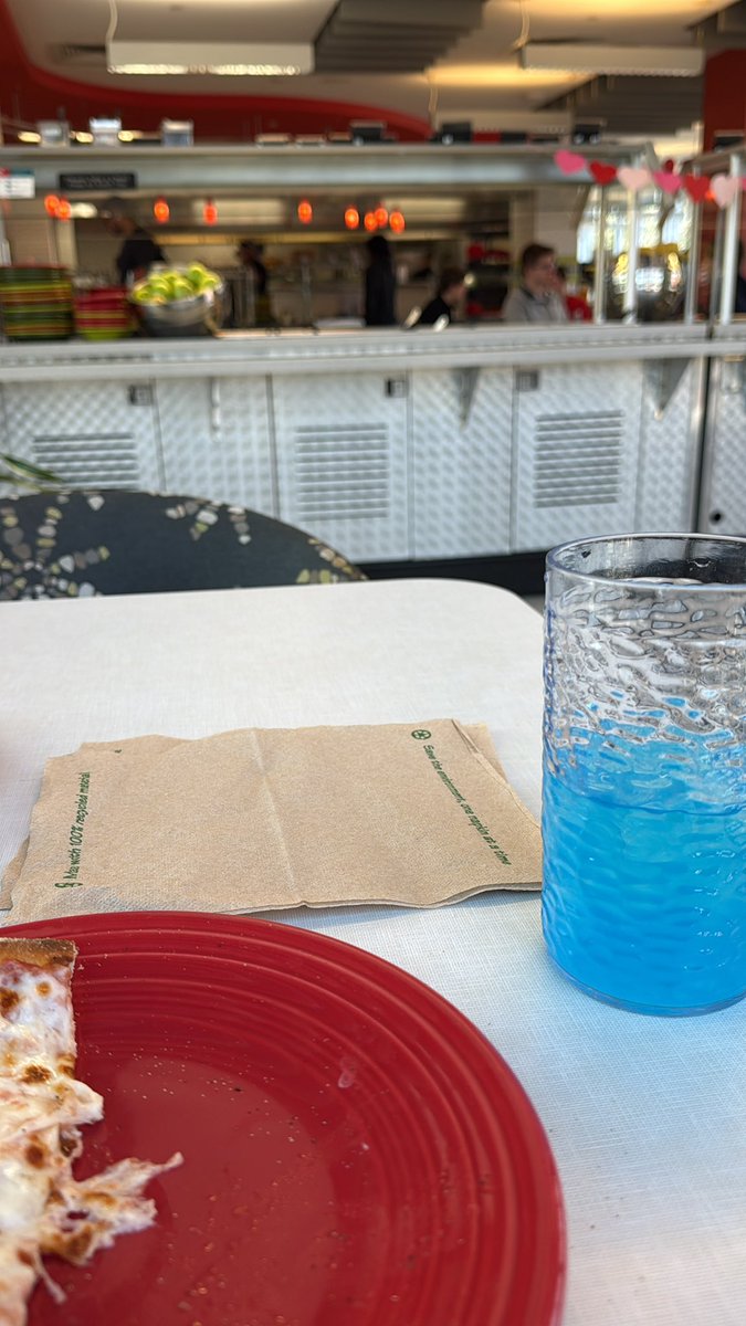 Metrothoom's tweet image. J Cole, blue pow, niche pizza iykyk