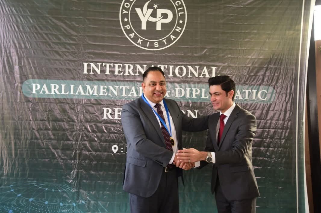 YouthCouncilPK's tweet photo. Islamabad: The Youth Council Pakistan presented a Human Rights Award during an International Diplomatic Reception, recognizing contributions to human rights, youth leadership, and global engagement.

#YouthCouncilPK #HumanRights #YouthLeadership
#DiplomaticReception https://t.co/MAc370wWEV