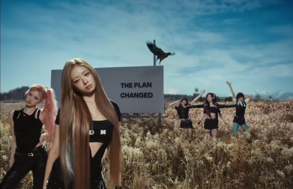 내소녀들이 이렇게 섬찟(hypnosis) 한 느낌 내실 때마다 너무 좋아... 정색만 해도 어딘가 쎄해지는 초미녀들 어케 안 사랑함?
아센됴도 그렇고 섬찟도 그렇고 gotcha도 그렇고 한스푼의 다크함이 정말 잘 받는 그룹이고 그게 진짜 아입으만의 차별점이라 생각함
그리고 그 다크함이 짜치지 않음(중요)