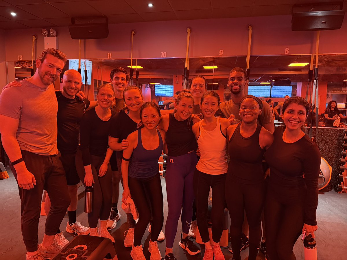 Emily Tat tweet media