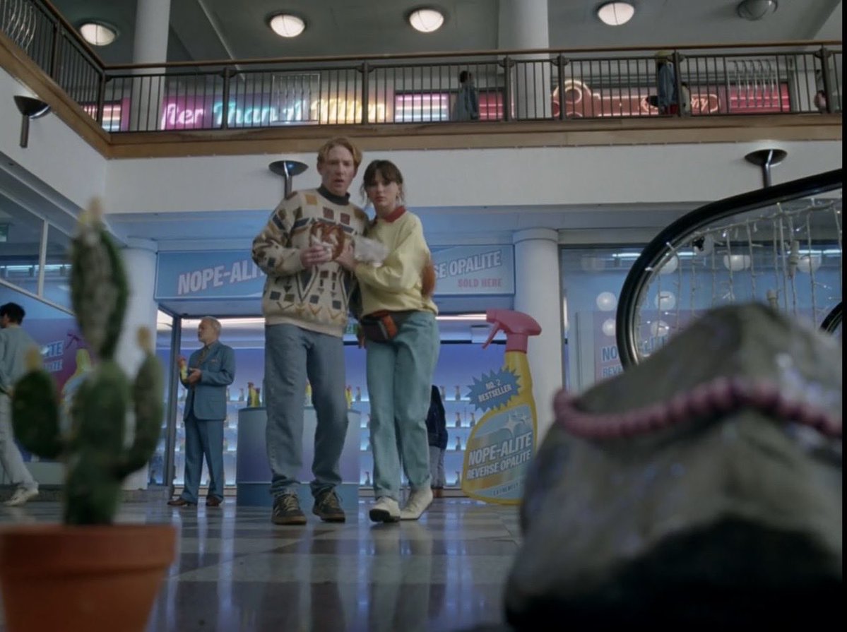 Sarah Jones MP tweet media