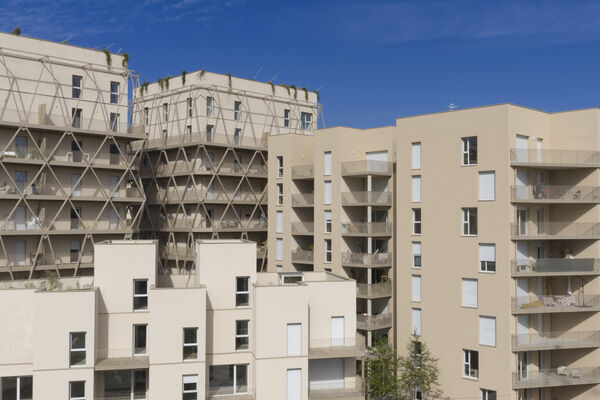 [Un projet CoBe Architecture pour Bordeaux Euratlantique]

Construction bois : une innovation du Village des athlètes déclinée à Bordeaux.

cahiers-techniques-batiment.fr/article/constr…

#Bordeaux #Urbanisme #AménagementUrbain #ProjetUrbain #Architecture #ArchitectureDurable #ConstructionBois