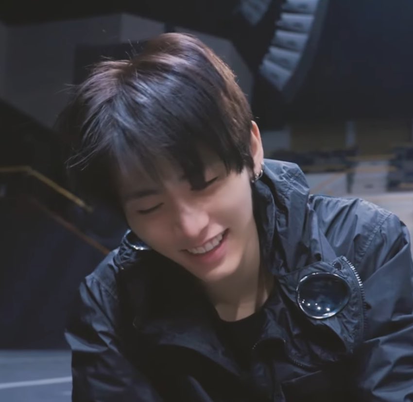 i'd say even prettier barefaced