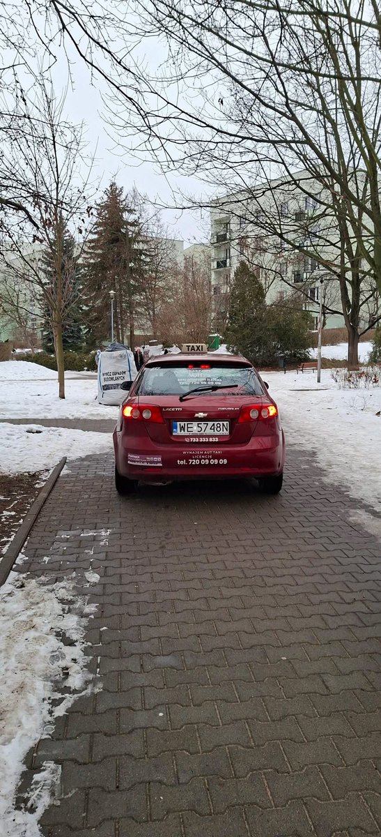 MiastoUrsynow's tweet photo. ‚Po #ZWM na odcinku od Biedronki do SBM #Stoklosy jeżdżą wreszcie taksówki, może wkrótce też doczekamy się autobusów... 🚕🚖 via #spółdzielcySBMstokłosy https://t.co/OgkY6Ant3C