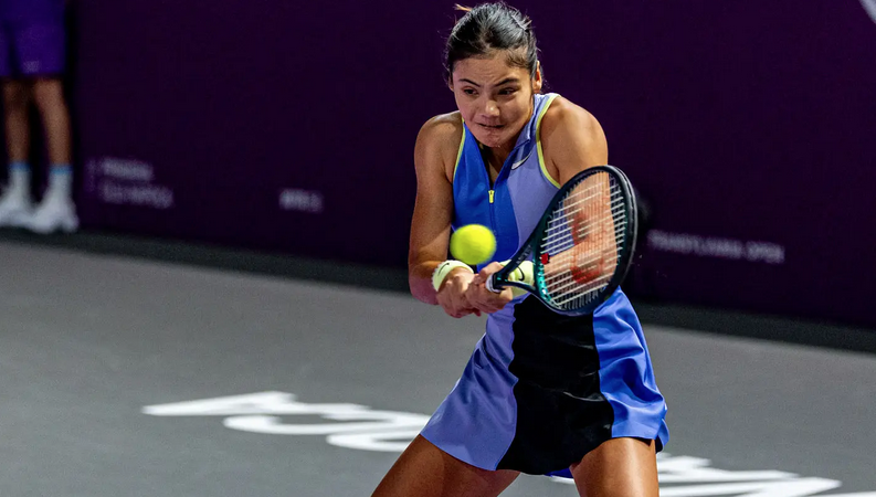 josemorgado's tweet photo. Raducanu wins a rollercoaster set vs. Oliynykova.

7-5 in Cluj.

One set away from her second career tour-level final. https://t.co/CO9fTEZjg4