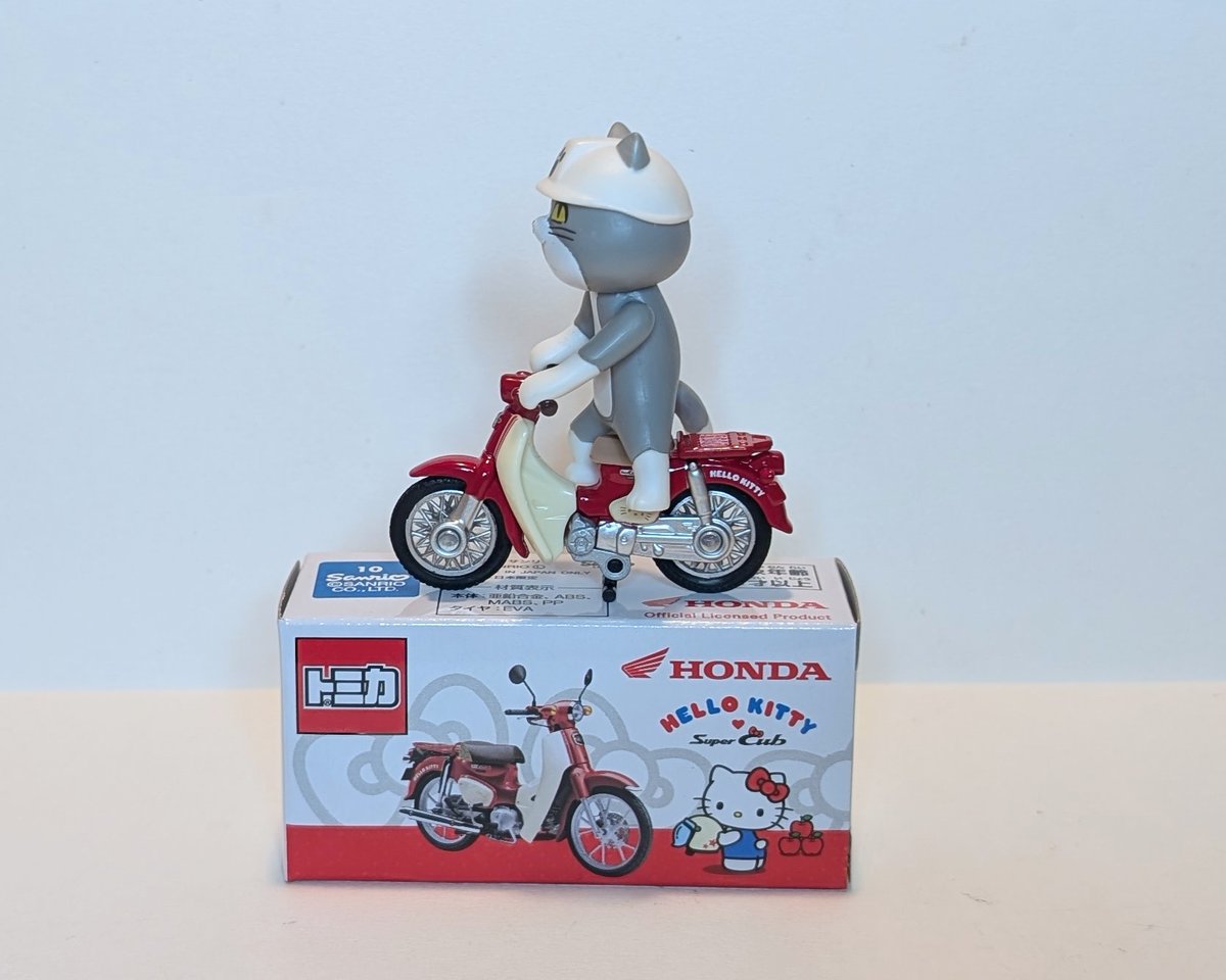 ミニチュア紹介 「トミカ✕ホンダ✕サンリオコラボ スーパーカブ 
