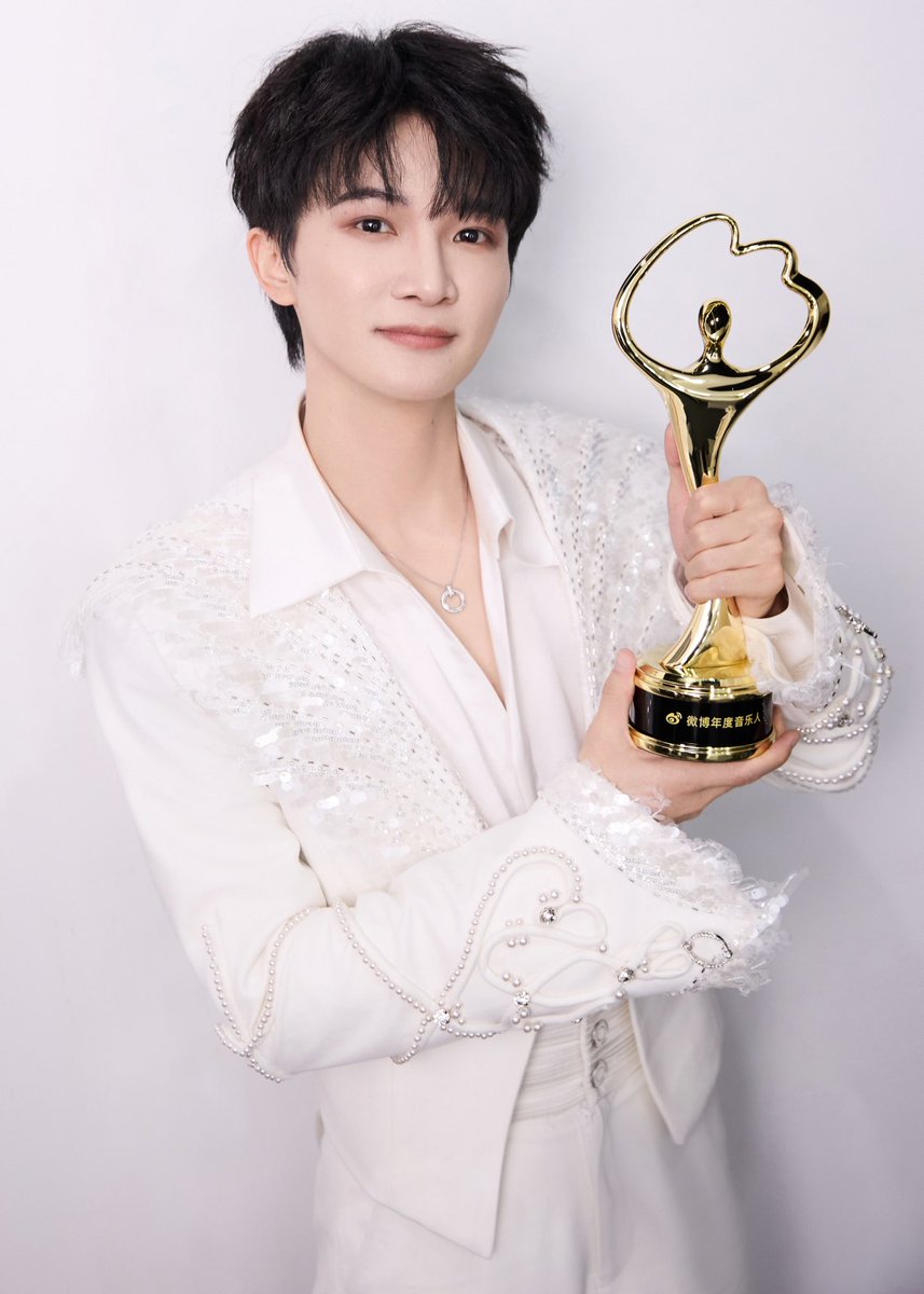 Silva 🎧 周深 Zhou Shen 小深情 tweet media