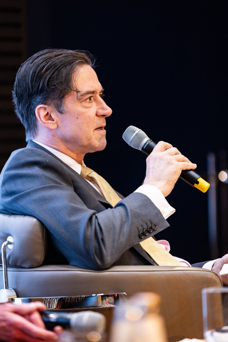 Botschaft von Finnland in Berlin tweet media