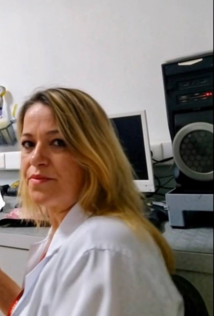 sikicisine atmış İzmirli zuhal