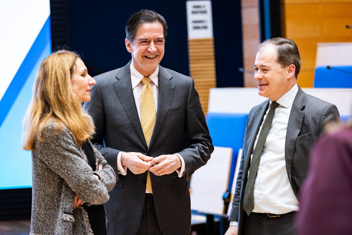 Botschaft von Finnland in Berlin tweet media