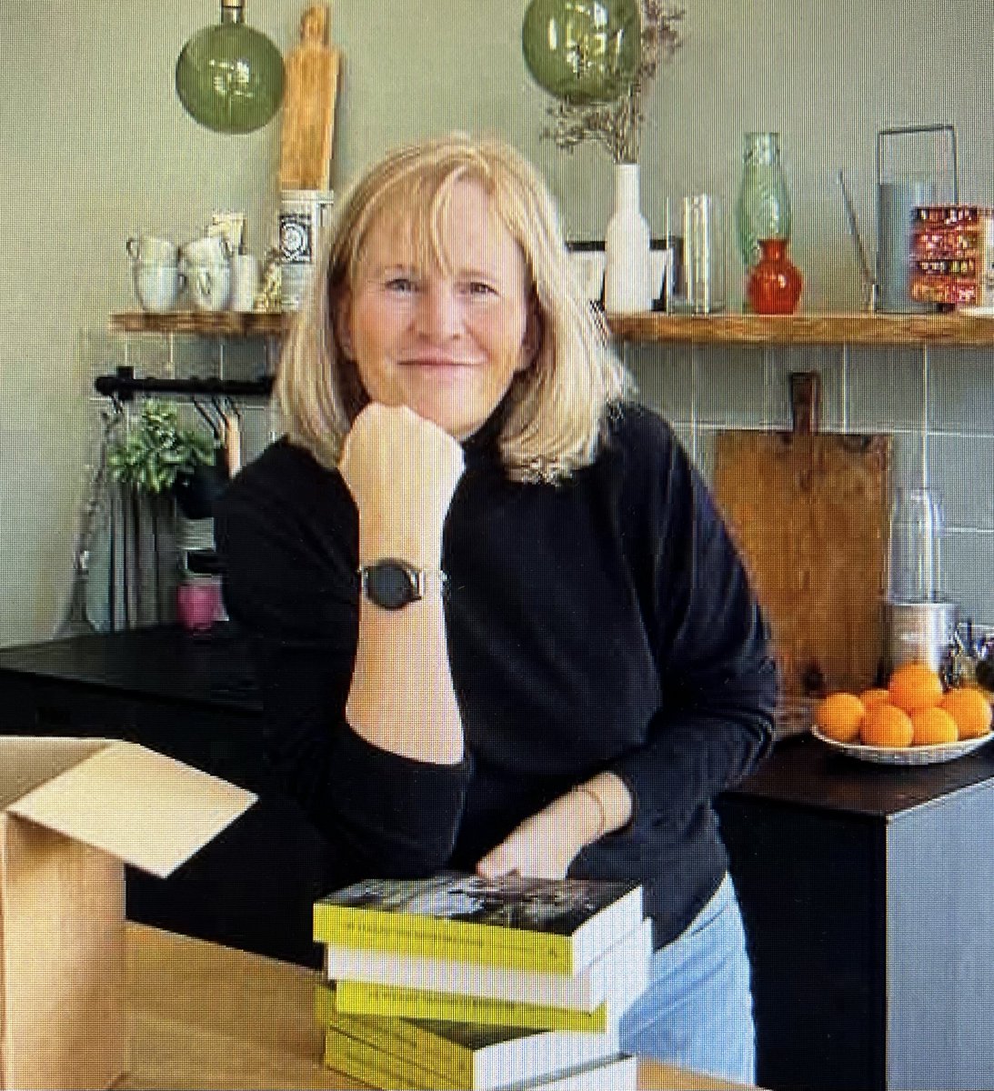 Just Publishers tweet media