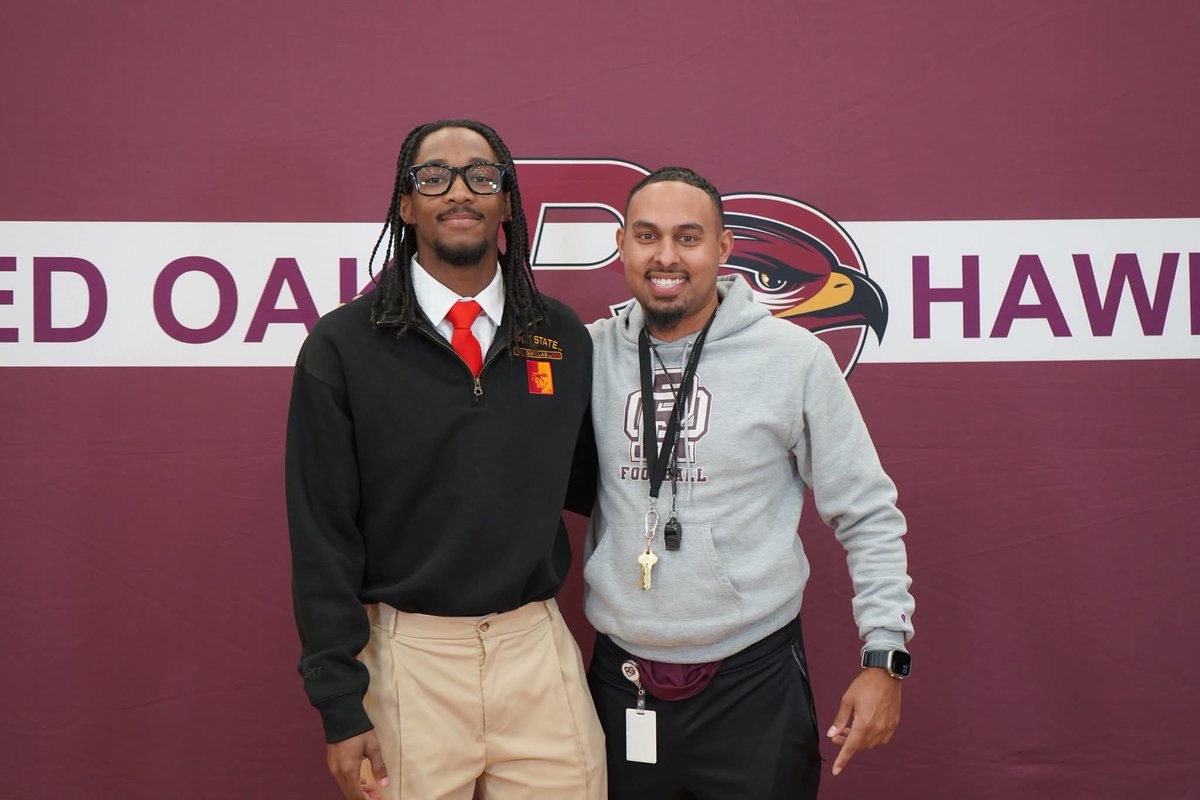 Red Oak Hawks Football tweet media