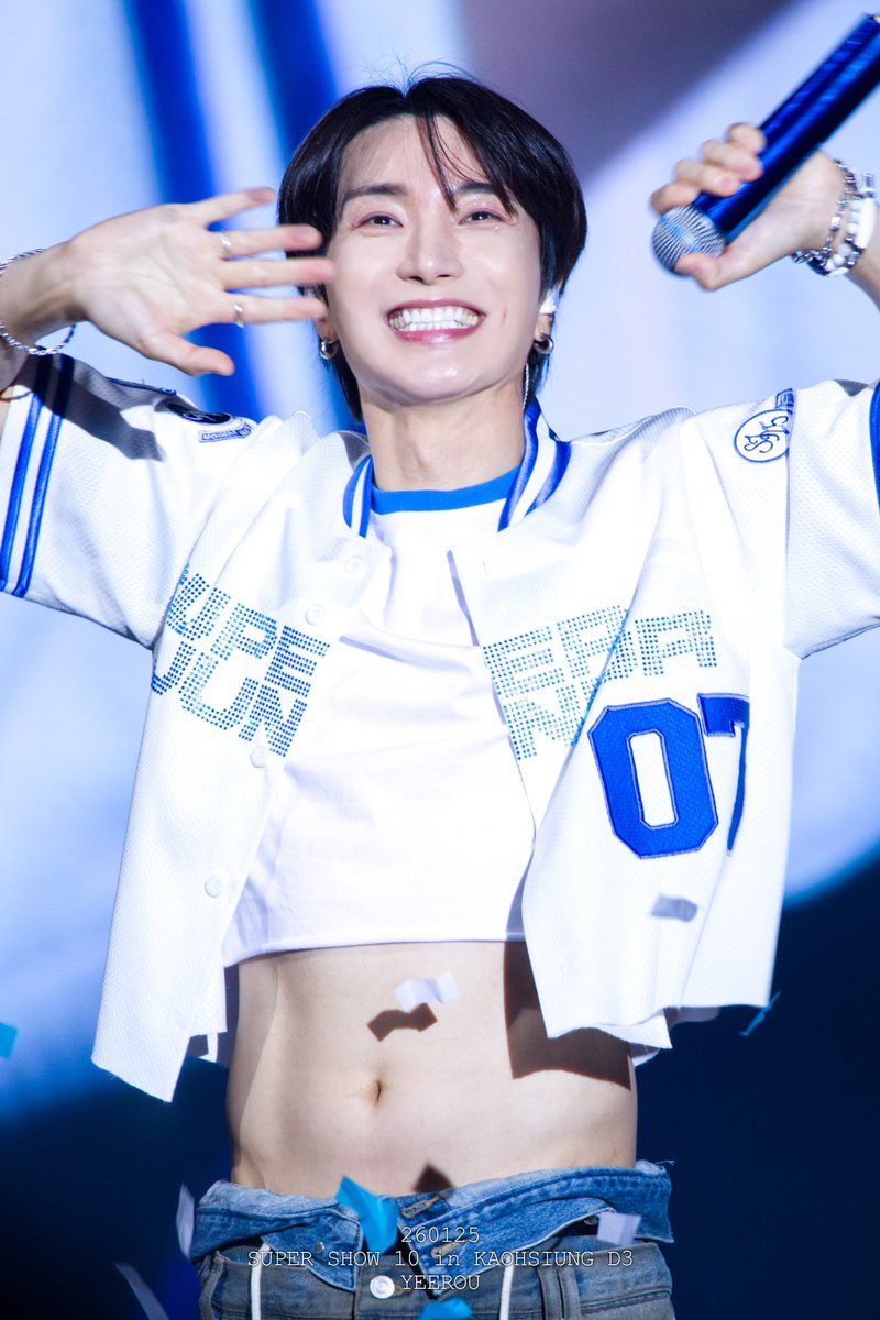 YEEROU💙 tweet media