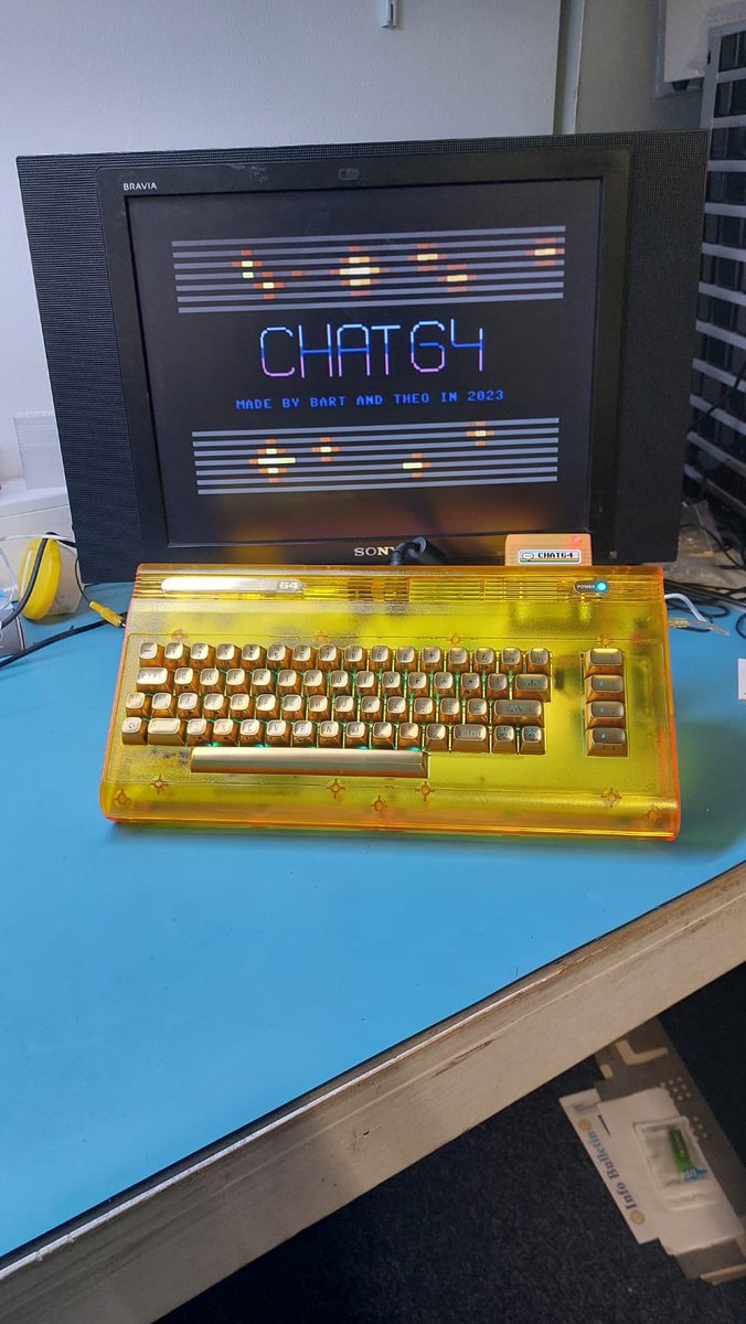 Chat64_NL's tweet image. It arrived! #C64u #FoundersEdition #Chat64