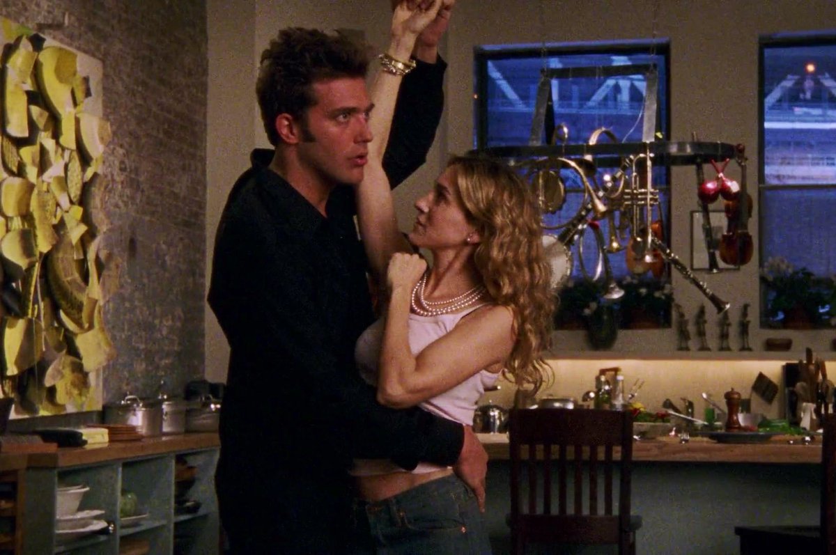 dumbandfunn's tweet image. thinking about The Jazz Guy (and his apartment)