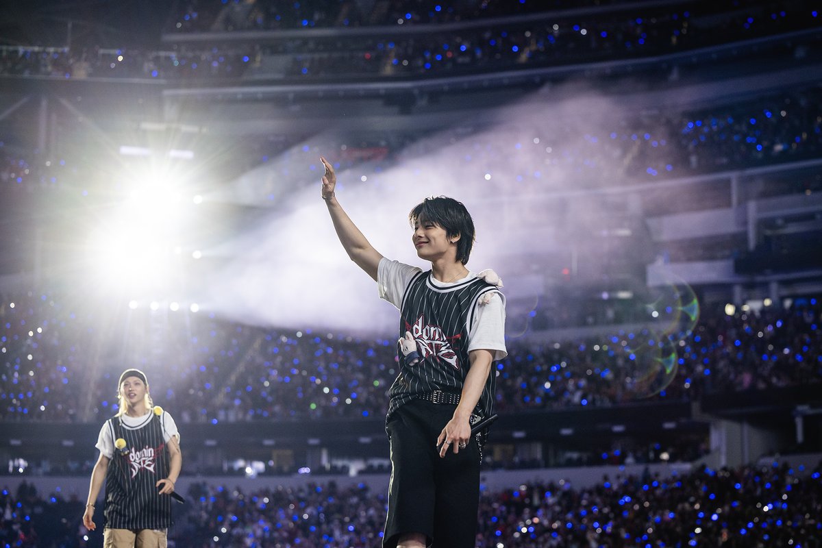 STAYS! Get the full dominATE experience and witness an unforgettable performance!

🗓️ You can watch Stray Kids: The dominATE Experience in select IMAX®, SCREENX, 4DX and ULTRA 4DX locations now!

🎟️👉 straykidsmovie.co.uk

#StrayKids #스트레이키즈 #dominATE