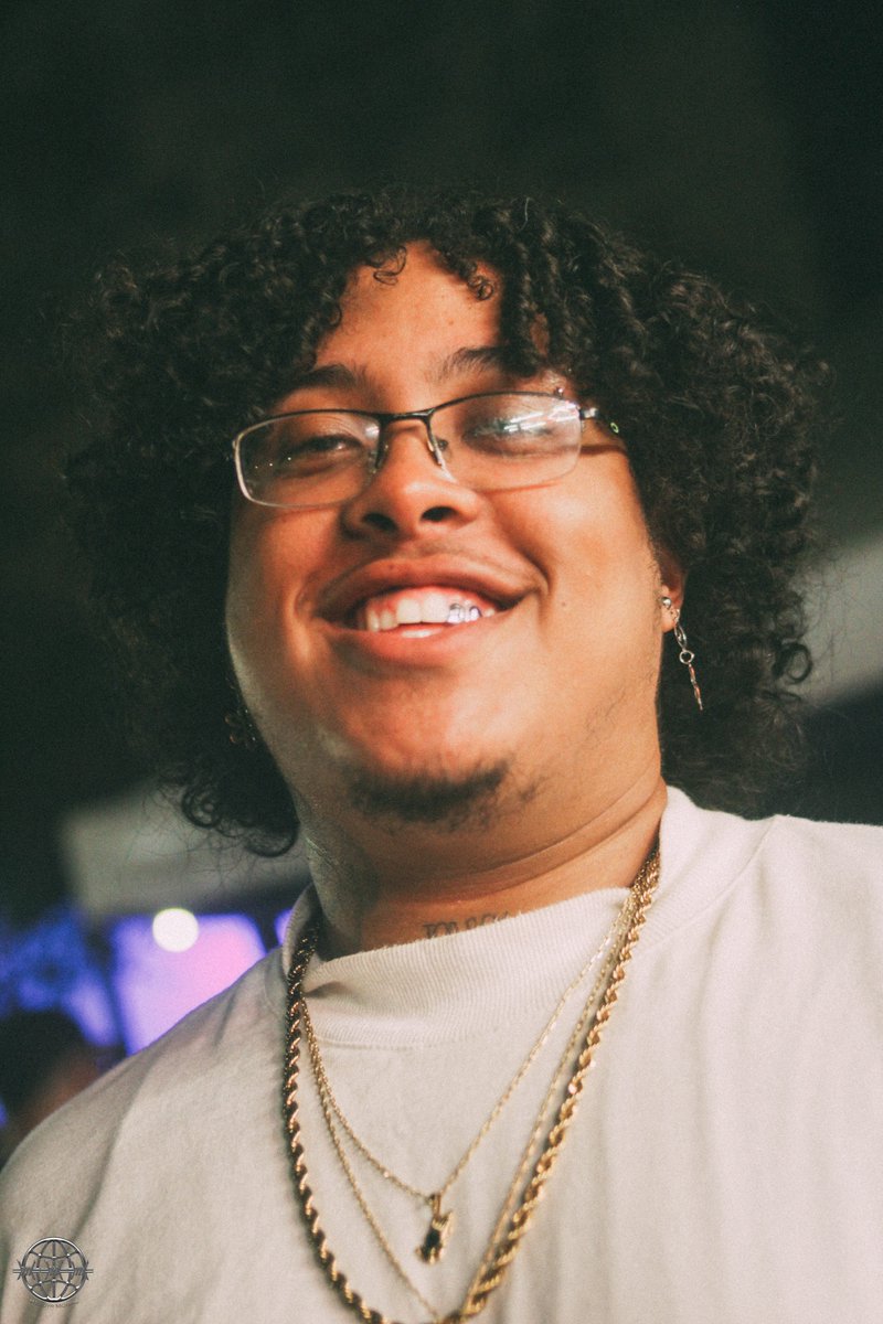 Tio Farciano tweet media