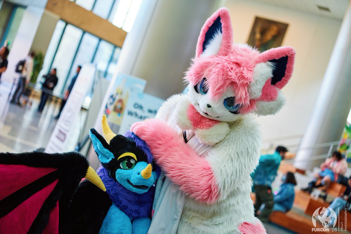 ❄️Xyra Frostveil ❄️ ➡️ Furlandia tweet media