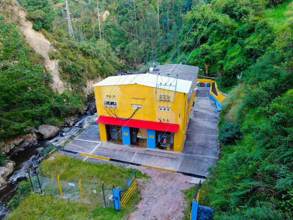 Cedenaroficial's tweet photo. ⚡🌊La Pequeña Central Hidroeléctrica Río Sapuyes transforma la fuerza del agua en desarrollo para el sur de Nariño

Una fuente limpia y renovable que aporta energía constante a nuestra región e impulsa el progreso de nuestras comunidades✨

Somos energía para la vida❤️#Cedenar https://t.co/fs2tqz5bMC