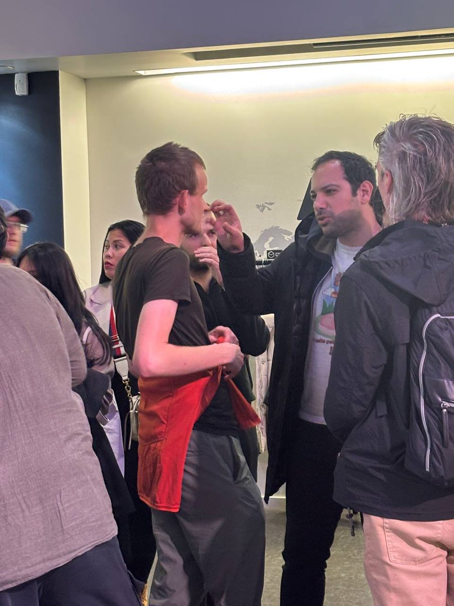 bilalelalamy's tweet photo. @VitalikButerin Last march in San Francisco; we were discussing privacy and your argued FHE won’t scale and that zK was the only way? 
Well, i just sent you some #cUSDT powered by @zama, on your @ethereum wallet-no bridging required. 
I let the community guess the amount 😂🤣 https://t.co/FquM2SnRAk