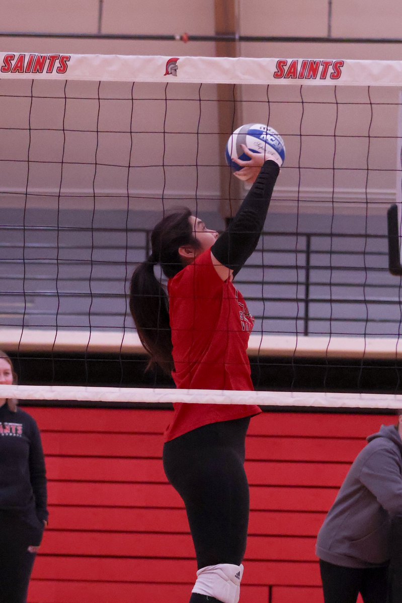 SMUSaints_VB's tweet photo. Happy Birthday to sophomore setter/opposite hitter Aundrea Oxentine! 🥳 We hope you have an amazing day Drea!! 🏐 https://t.co/B70bxZMCSG
