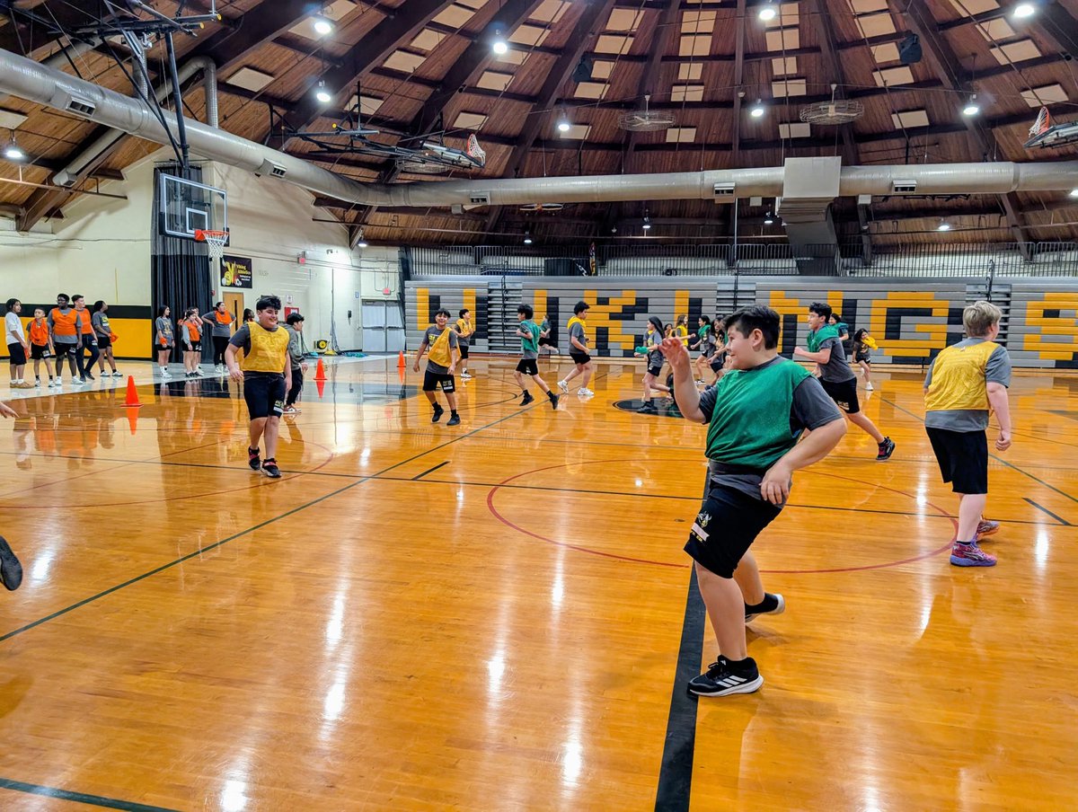 AVM_PE's tweet photo. In honor of the upcoming Super Bowl, students in PE class at AVM participated in a fun, new game called “Quarterback Sneak” Students showed great teamwork, quick moves, and awesome sportsmanship while learning football-inspired skills in a safe and exciting way. 🏈🏟️ https://t.co/FhwoUTfxhI
