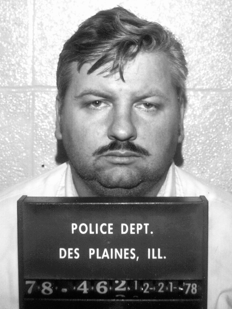 STARING_KRYSTAL's tweet photo. On February 6, 1980, notorious serial killer John Wayne Gacy goes on trial for the murders of 33 young men and boys in Cook County, Illinois. 

#TrueCrime #OTD #SerialKiller #KillerClown #JohnWayneGacy #CrimeHistory https://t.co/zCbmfG7X9S