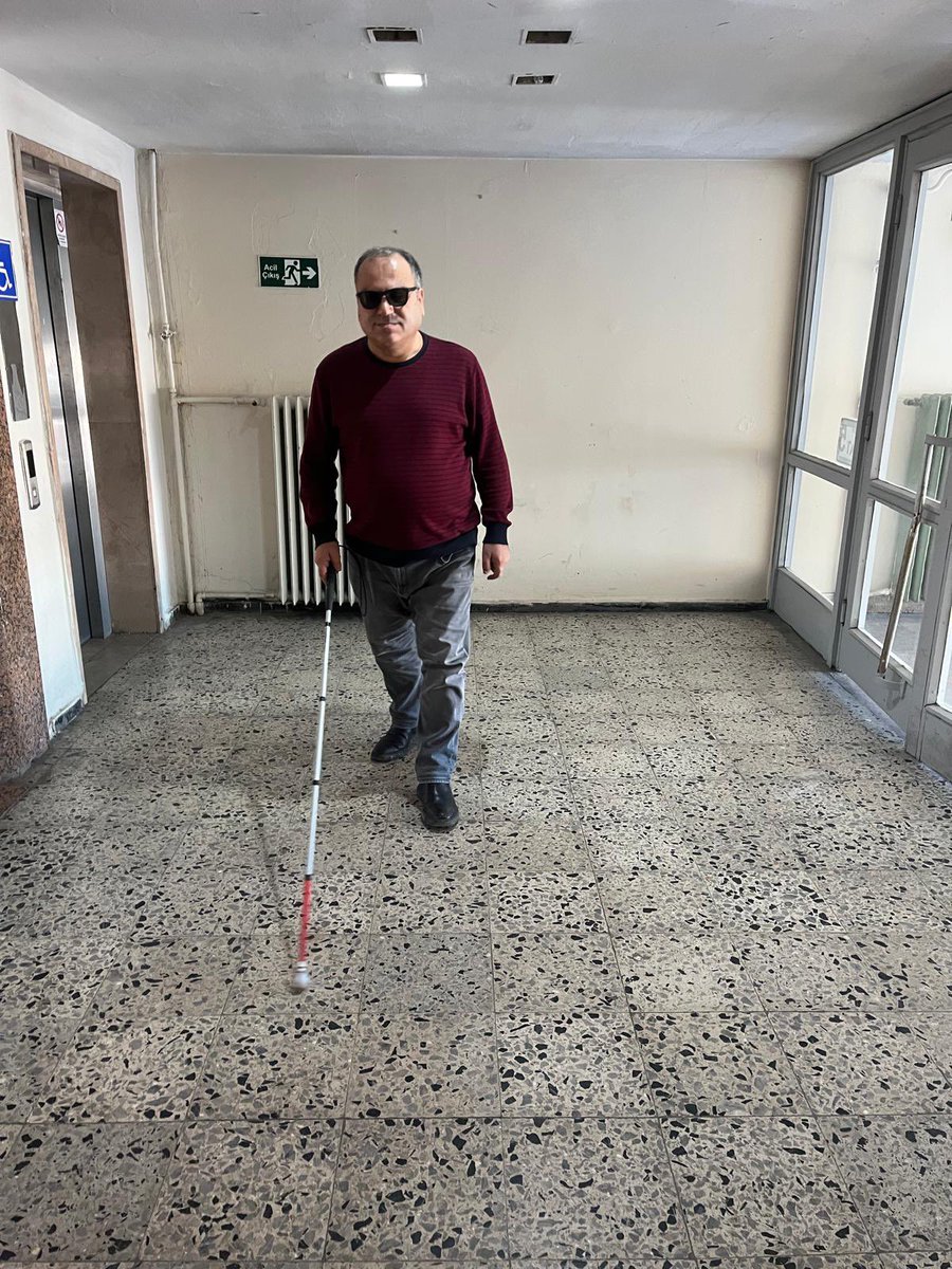 🧑‍🦯 Değerli takipçilerimiz, Bağımsız Hareketimizi Bakımsız Bırakmasak Eğitiminin bu son oturumunda, hangi navigasyon uygulamalarını ne zaman kullandığımız, bu uygulamaların işlevsel olan ve olmayan yanları, ne şekilde kullanılabileceklerine dair konuştuk. Bu kez oturumumuzda bir