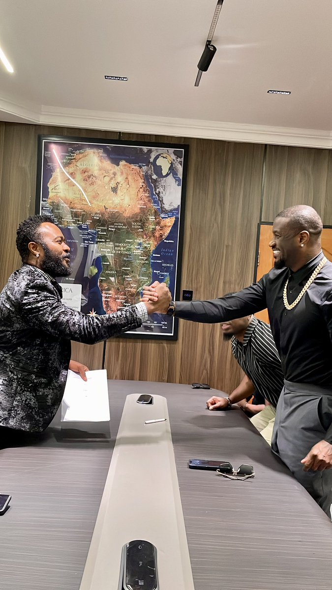 PeterPsquare's tweet photo. Pleased to officially partner with @rahatenergy as their Brand Ambassador. ⚡
A brand committed to delivering Grade-A solar solutions, lithium batteries, inverters, and premium electrical accessories.
Excellence powered by innovation.
#RahatEnergy #SustainablePower #BrandAmbassador