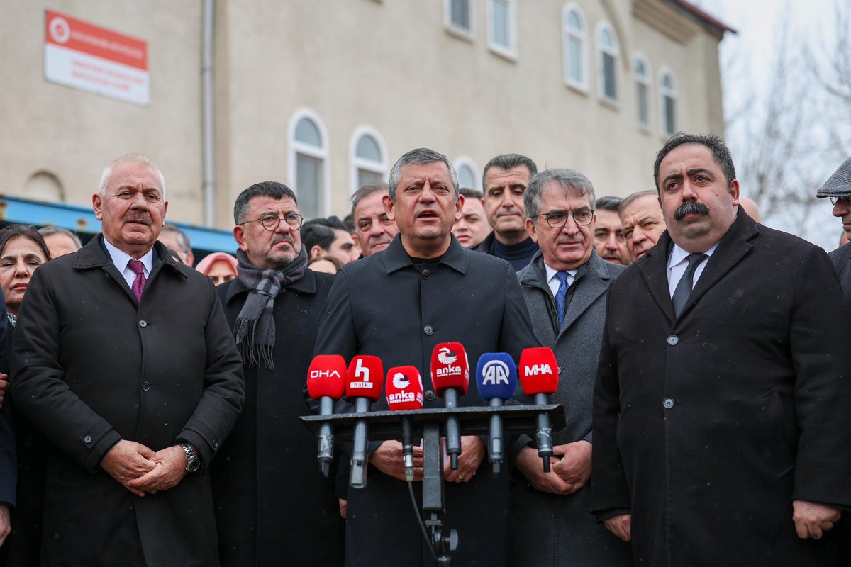 Cem Avşar tweet media