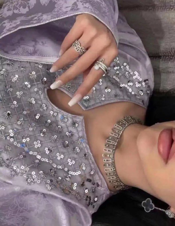 AYLA | FASHION tweet media