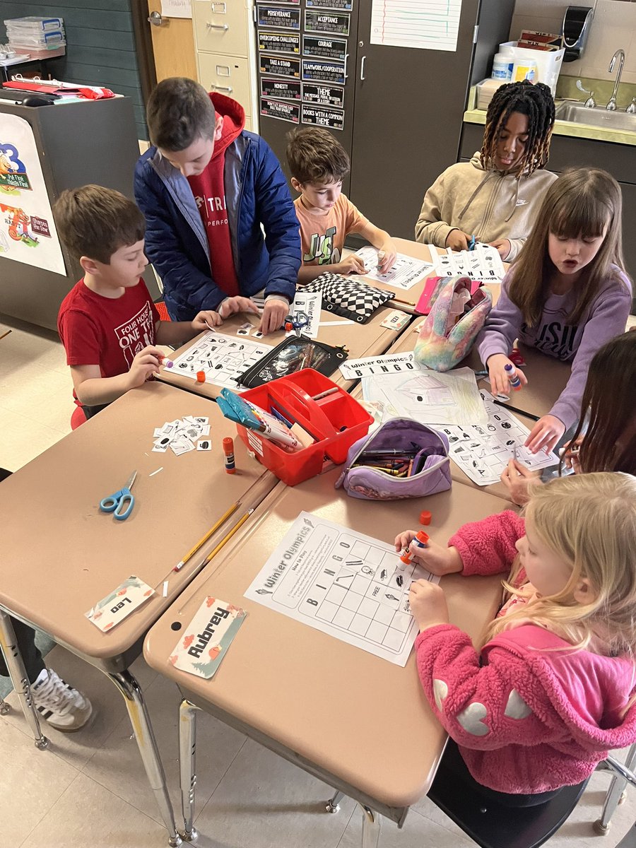 Donna Damron tweet media