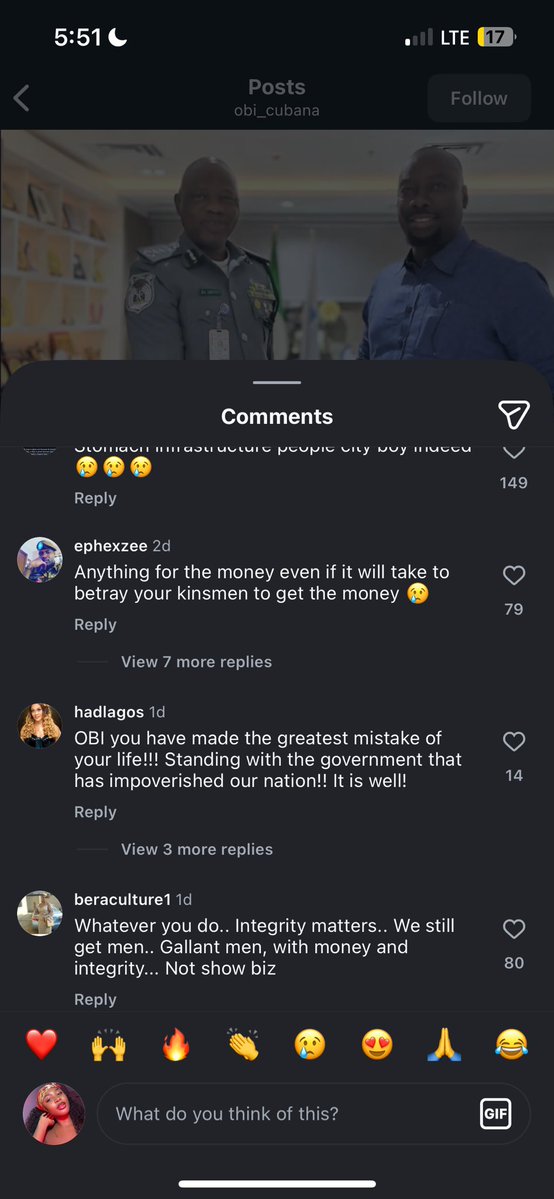 shezzzz_weird's tweet image. Nigerians storms Obi Cubana comment section 🤣🤣🤣👍