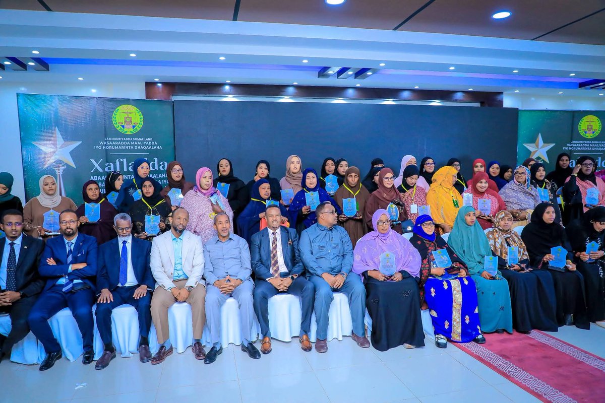 Ministry of Finance & Economic Development. tweet media