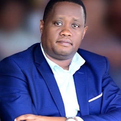 MRutagarama1's tweet image. Ati tugeze muri ya #Isi aho #Umuturage yibutsa #Umuyobozi  ko arimo gukererezwa n’#Ifumbire wamwemereye (wowe Muyobozi wabimwibwiriye) nibyo twita #KubazwaInshingano. @NdushabandiEric  kuri @rbarwanda @RwandaAgri @GovernanceRw @Umushyikirano