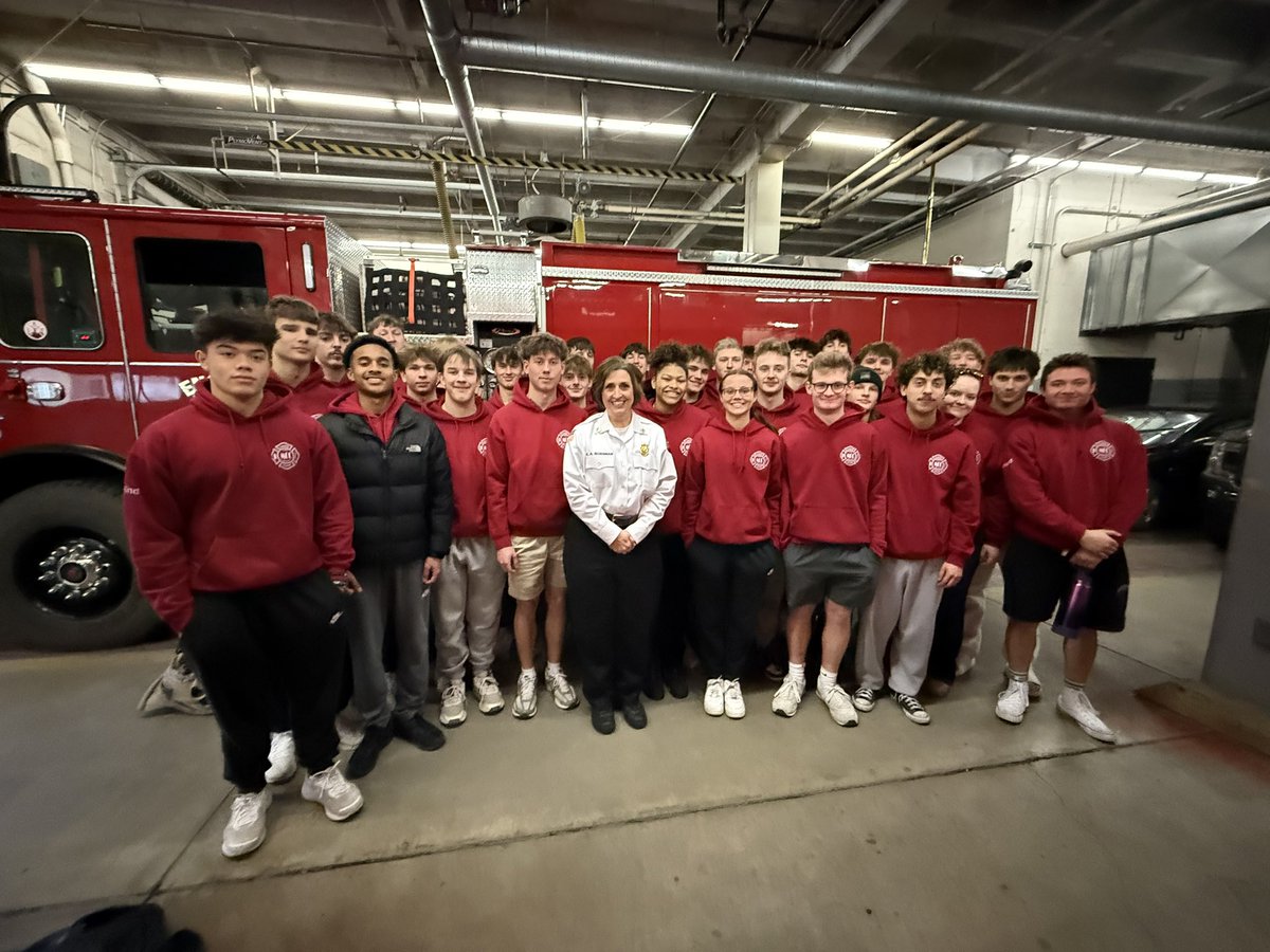 mccfire1's tweet image. Thanks to @OmahaFireDept and Fire Chief Kathy Bossman for taking the time for a detailed overview on how to become a #futurefirefighter and first responder! Station tour never disappoints! #mccfire #mcc #community #OFD