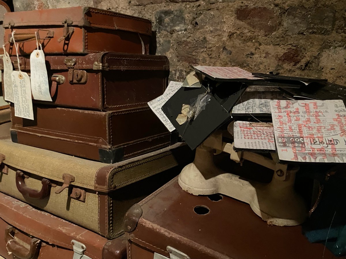 simon leach Design tweet media