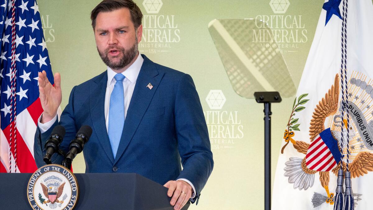 The House passed the 𝗖𝗿𝗶𝘁𝗶𝗰𝗮𝗹 𝗠𝗶𝗻𝗲𝗿𝗮𝗹 𝗗𝗼𝗺𝗶𝗻𝗮𝗻𝗰𝗲 𝗔𝗰𝘁 to speed up U.S. mining permits.

𝗠𝗶𝗻𝗶𝗻𝗴 𝗳𝗮𝘀𝘁𝗲𝗿 𝗱𝗼𝗲𝘀𝗻’𝘁 𝗲𝗾𝘂𝗮𝗹 𝗶𝗻𝗱𝗲𝗽𝗲𝗻𝗱𝗲𝗻𝗰𝗲 

#Processing still decides control.

Now it heads to the #Senate .