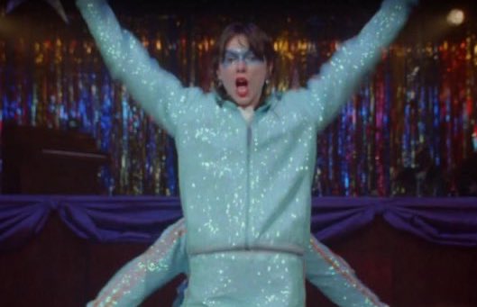 bjeweleed's tweet image. grande dia pra quem ama esse lado weird girl dela we’re back to our roots