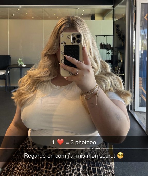 T H A L I A ​🖤​ tweet media