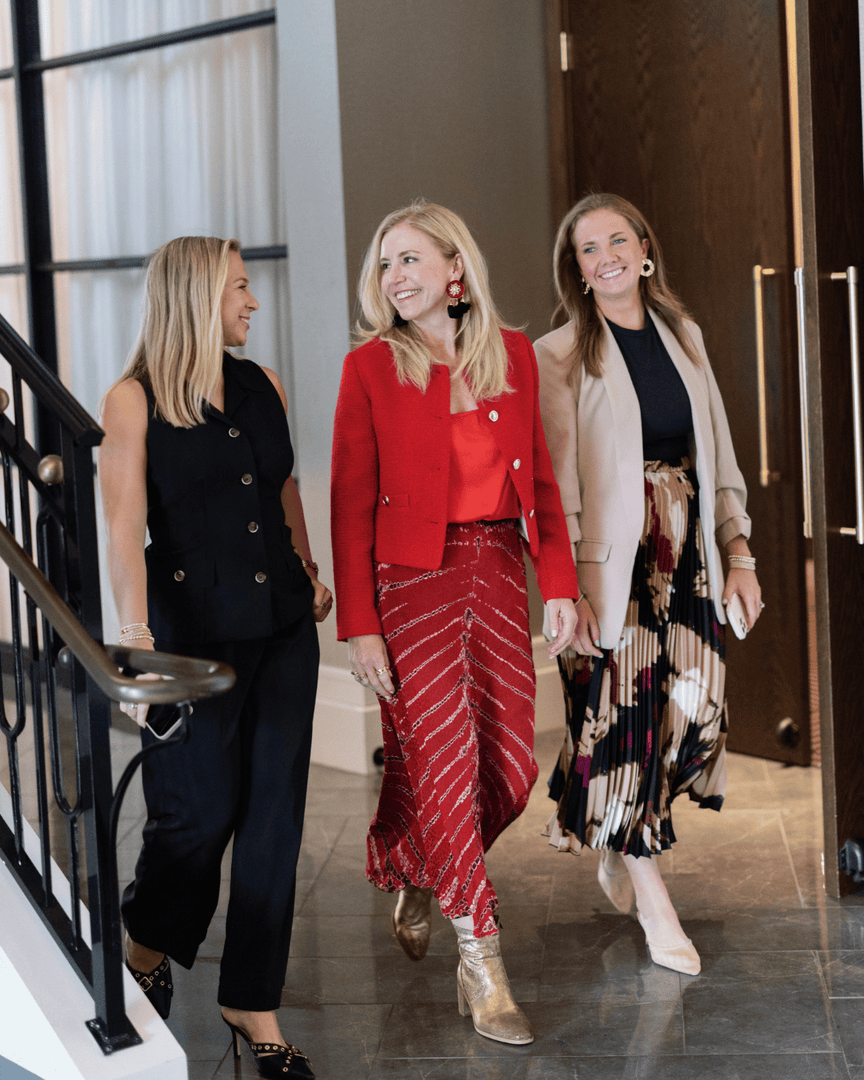 Headlines catch eyes.
Stories steal hearts. ❤️
We help your brand do both, beautifully.

Think of us as your PR matchmakers, pairing your story with the audiences who matter most.

💌 Learn more at kcprojectspr.com